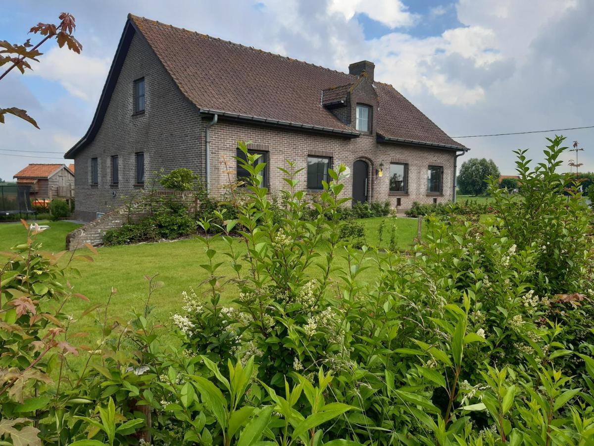 vakantiehuis zoetendaal Reningelst Buitenkant foto