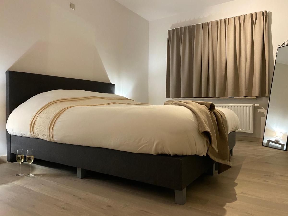 vakantiehuis zoetendaal Reningelst Buitenkant foto